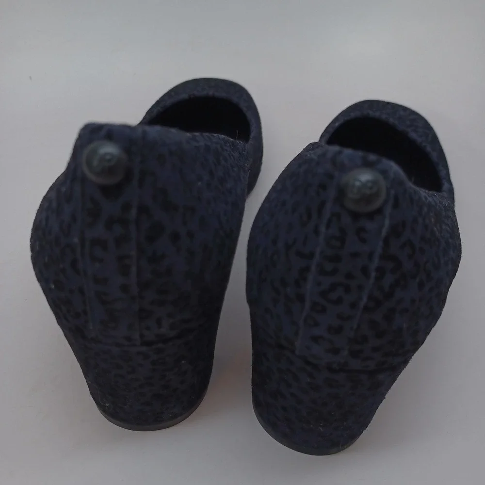 Donald J Pliner‎ Heels Womens US 9.5 Black Suede Leather Leopard Print Pumps